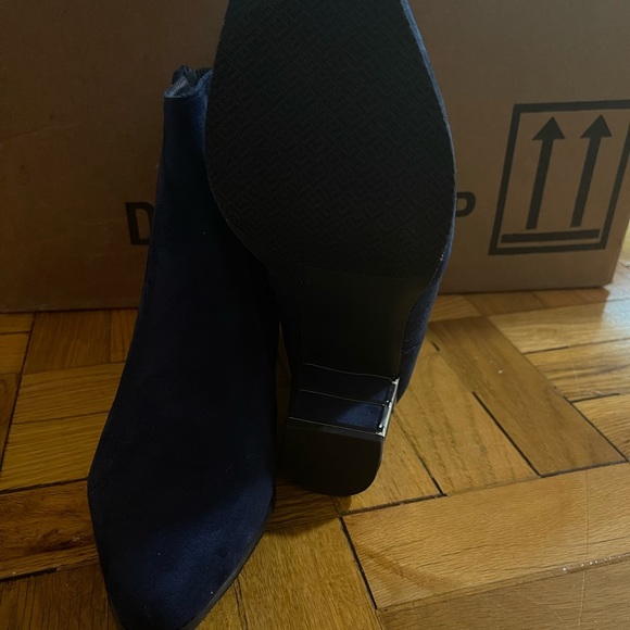 Brand new blue booties - Picture 3 of 3